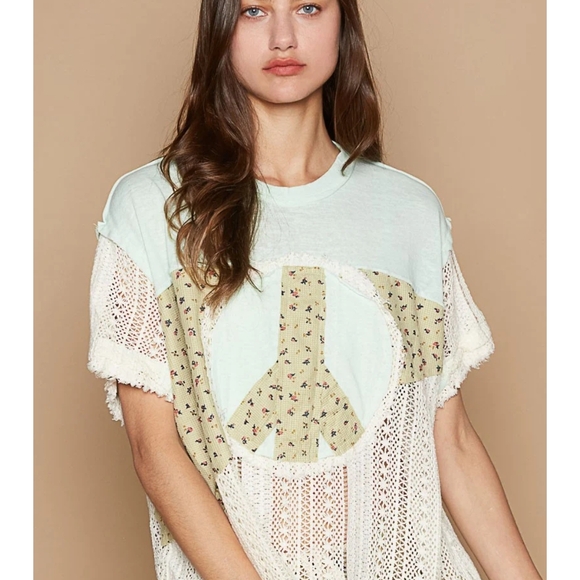 NEW!! POL Crochet Peace Sign Patch Top In Lime Cream, SZ Medium, NWT - Picture 1 of 8
